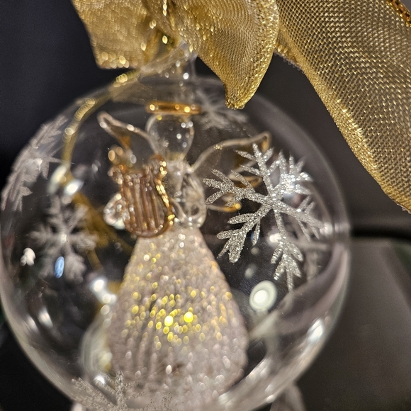 Lenox "Wonder Ball" Angel Christmas Tree Lighted Glass Globe Ornament hanging - Picture 3 of 12